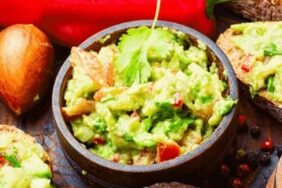 Campingrecept guacamole: snel en eenvoudig