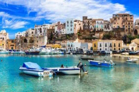 De 10 mooiste campings met uitzicht op zee in Italië
