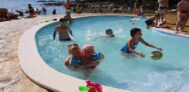 Campingplatz Kozarica Zwembad